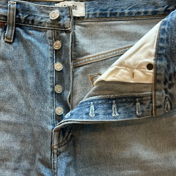 Agolde Riley Short - Picture 6 of 9